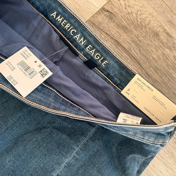 American Eagle | High Rise Mini - Picture 7 of 9